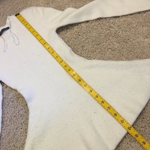 Vintage Y2K Off White Knit Peplum Style Sweater - Picture 9 of 10